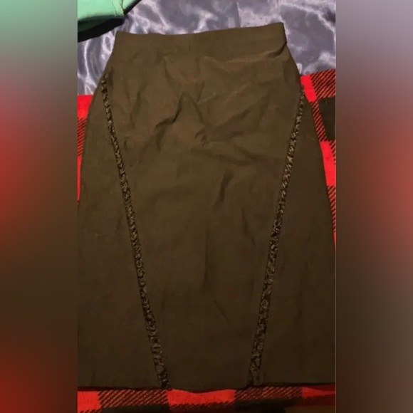 Pencil skirt - Picture 1 of 5